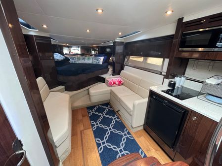 Sea Ray 350 Sundancer image