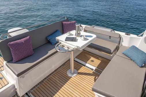 Beneteau-america ANTARES-8 image