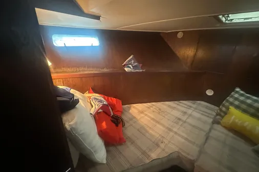 Chris-Craft Commander 42 image