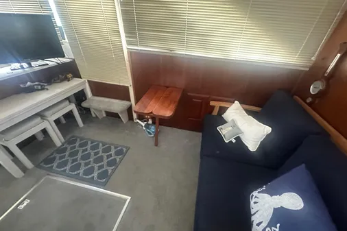 Chris-Craft Commander 42 image