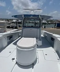 Yellowfin 39 Offshore image