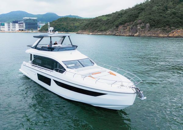 Azimut 68-FLY-FLYBRIDGE image