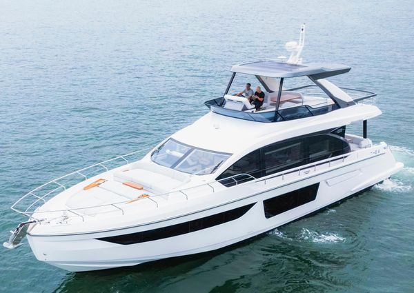 Azimut 68-FLY-FLYBRIDGE image