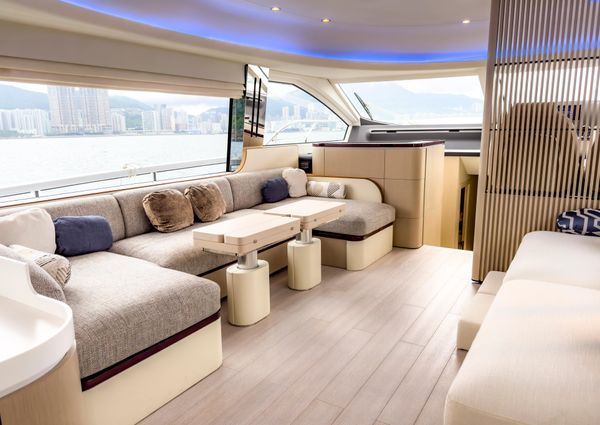 Azimut 68-FLY-FLYBRIDGE image