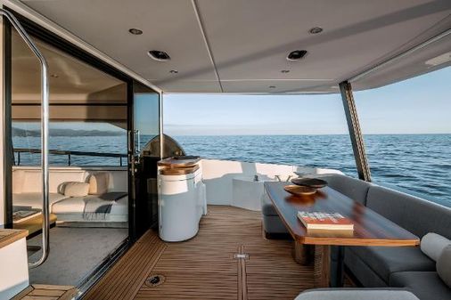 Azimut 68-FLY image