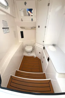 Cobia 320 Center Console image