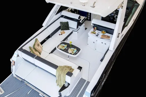 Monterey 378SS-SUPER-SPORT image