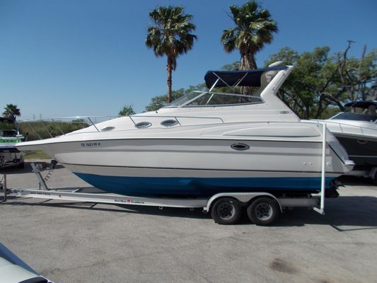 Regal 2760 Commodore - main image