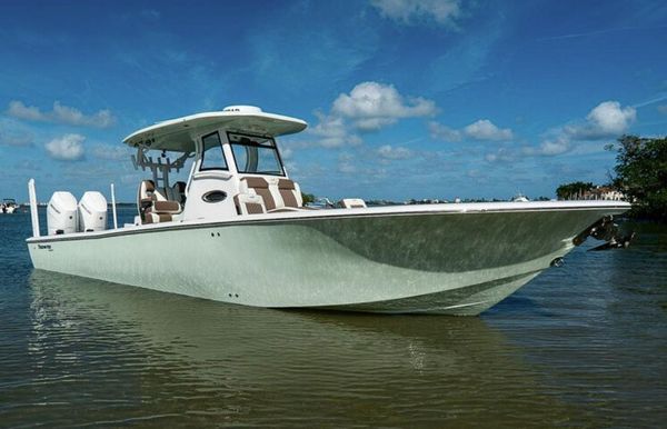 2026 Tidewater 3100 Carolina Bay