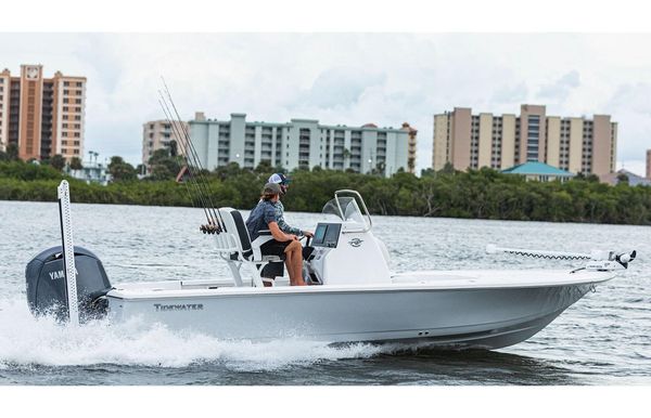 2026 Tidewater 2110 Bay Max