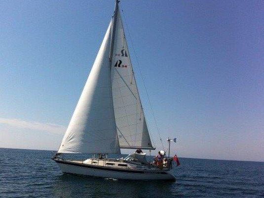 Hallberg-Rassy 34 - main image