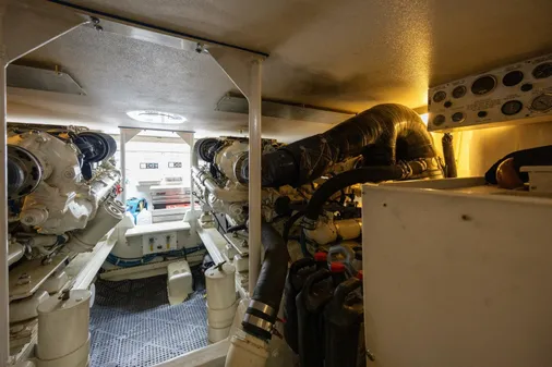 Viking 50 Convertible image