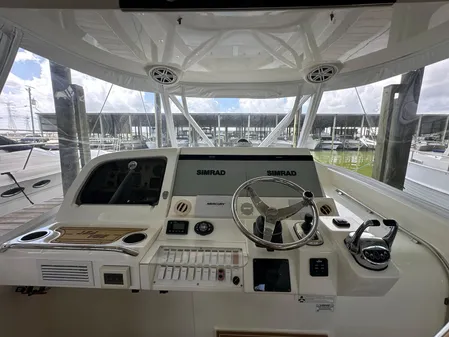 SeaVee 430 Fisharound image