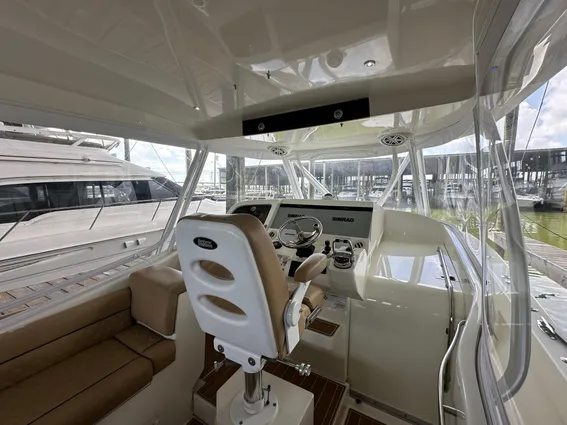 SeaVee 430 Fisharound image