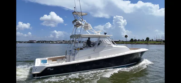 SeaVee 430 Fisharound image