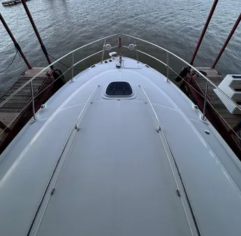 Sea Ray 38 Sundancer image