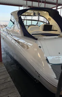 Sea Ray 38 Sundancer image