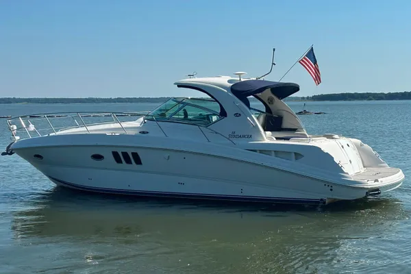 Sea Ray 38 Sundancer image