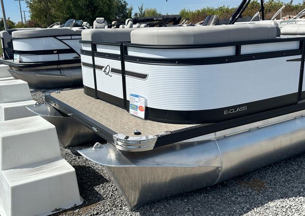 Qwest E-CLASS-820-LANAI-LT image