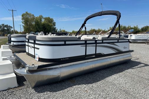 Qwest E-CLASS-820-LANAI-LT image