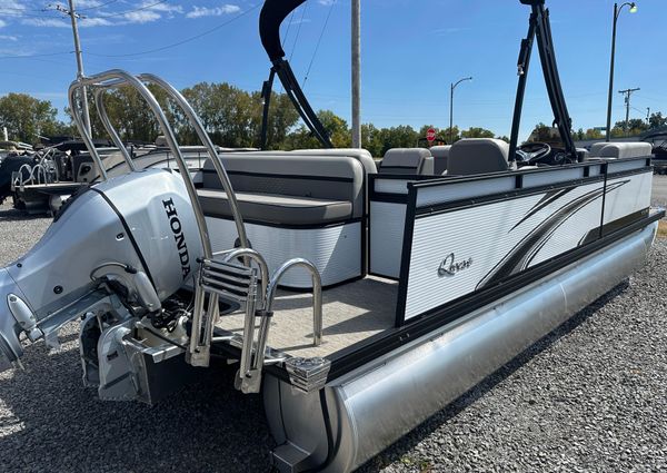 Qwest E-CLASS-820-LANAI-LT image