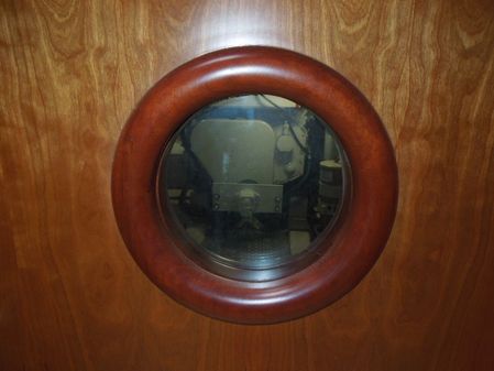 President 42-PERFORMANCE-TRAWLER image