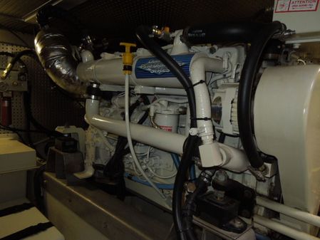 President 42-PERFORMANCE-TRAWLER image