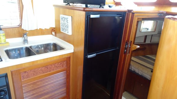 President 42-PERFORMANCE-TRAWLER image