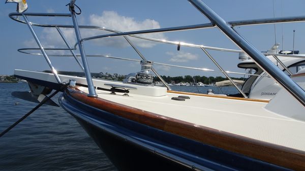 President 42-PERFORMANCE-TRAWLER image