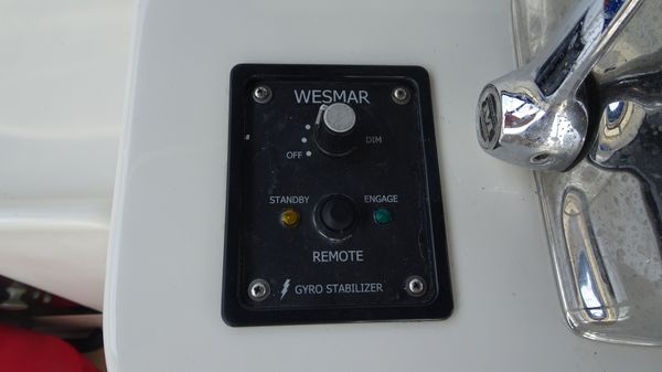 President 42-PERFORMANCE-TRAWLER image