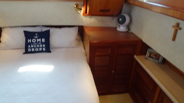 President 42-PERFORMANCE-TRAWLER image