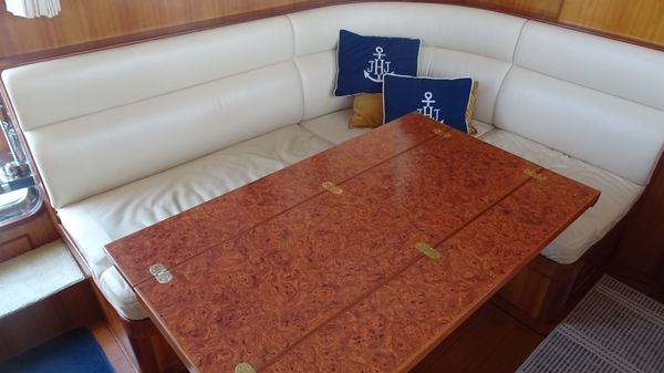 President 42-PERFORMANCE-TRAWLER image