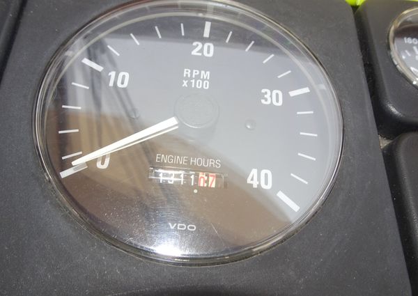 President 42-PERFORMANCE-TRAWLER image