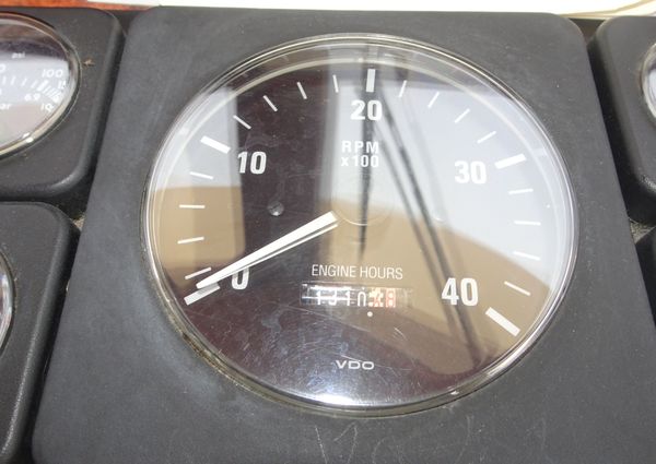 President 42-PERFORMANCE-TRAWLER image