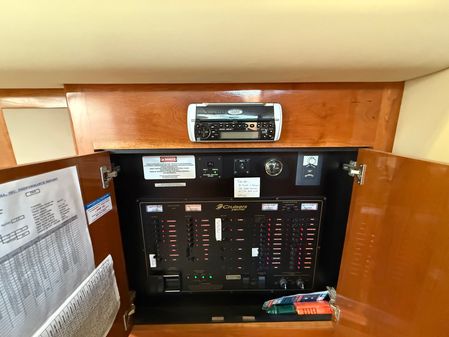 Cruisers 400-EXPRESS image