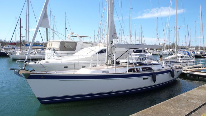 Hallberg-Rassy 55 - main image