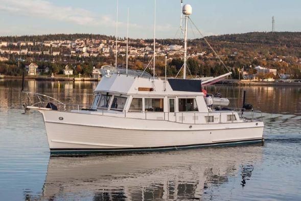 Grand Banks 42 - main image