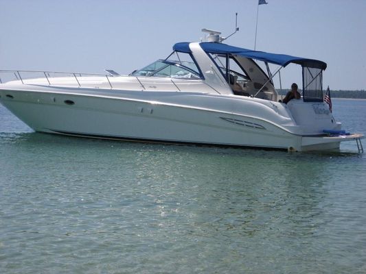 Sea Ray 460 Sundancer - main image