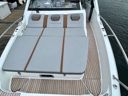 Beneteau GRAN-TURISMO-32 image