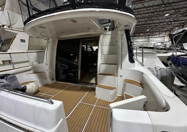 Carver 450-VOYAGER-PILOTHOUSE image