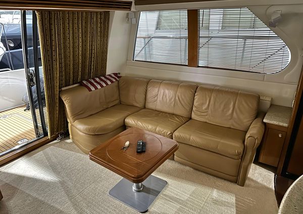 Carver 450-VOYAGER-PILOTHOUSE image