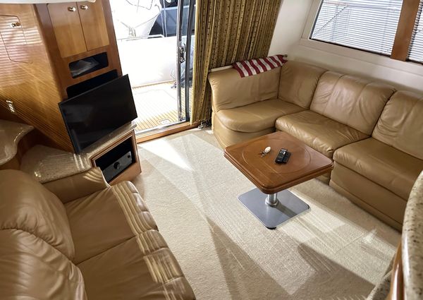 Carver 450-VOYAGER-PILOTHOUSE image