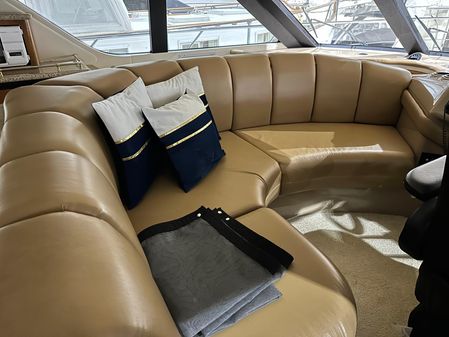 Carver 450-VOYAGER-PILOTHOUSE image