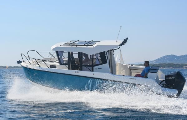 Quicksilver 805-PILOTHOUSE - main image