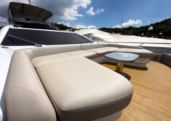 Azimut S8 image