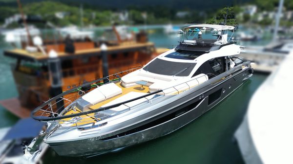 Azimut S8