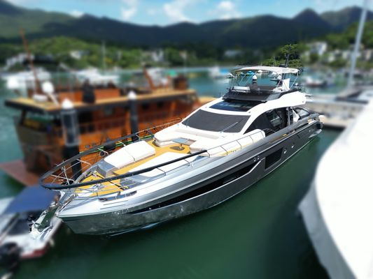 Azimut S8 - main image