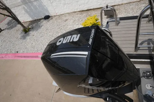 Harris 230 Solstice image