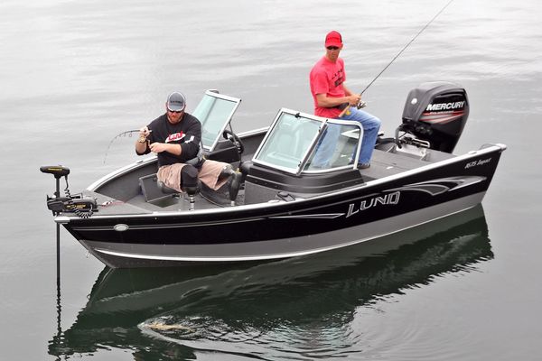 Lund 1675 Impact Sport - main image