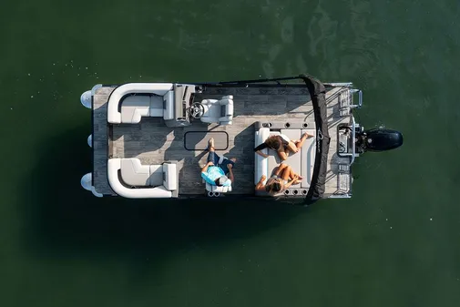 Qwest SPLASH-PAD-E-CLASS image